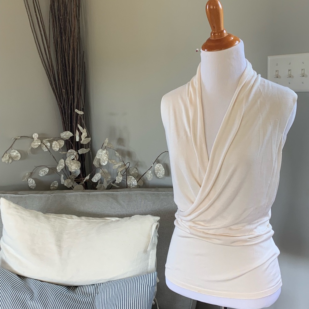Limited cream sleeveless shell